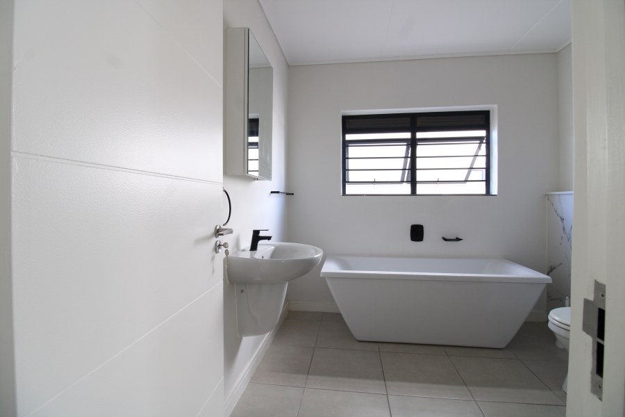 To Let 3 Bedroom Property for Rent in The Huntsman Western Cape